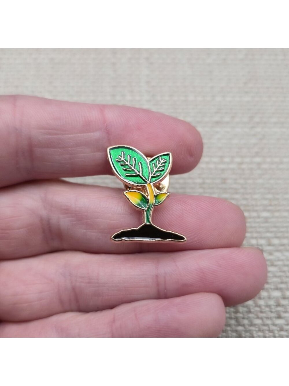 Green Sprout Plant Enamel Pin | Cute Gardening Botanical Lapel Badge A8617